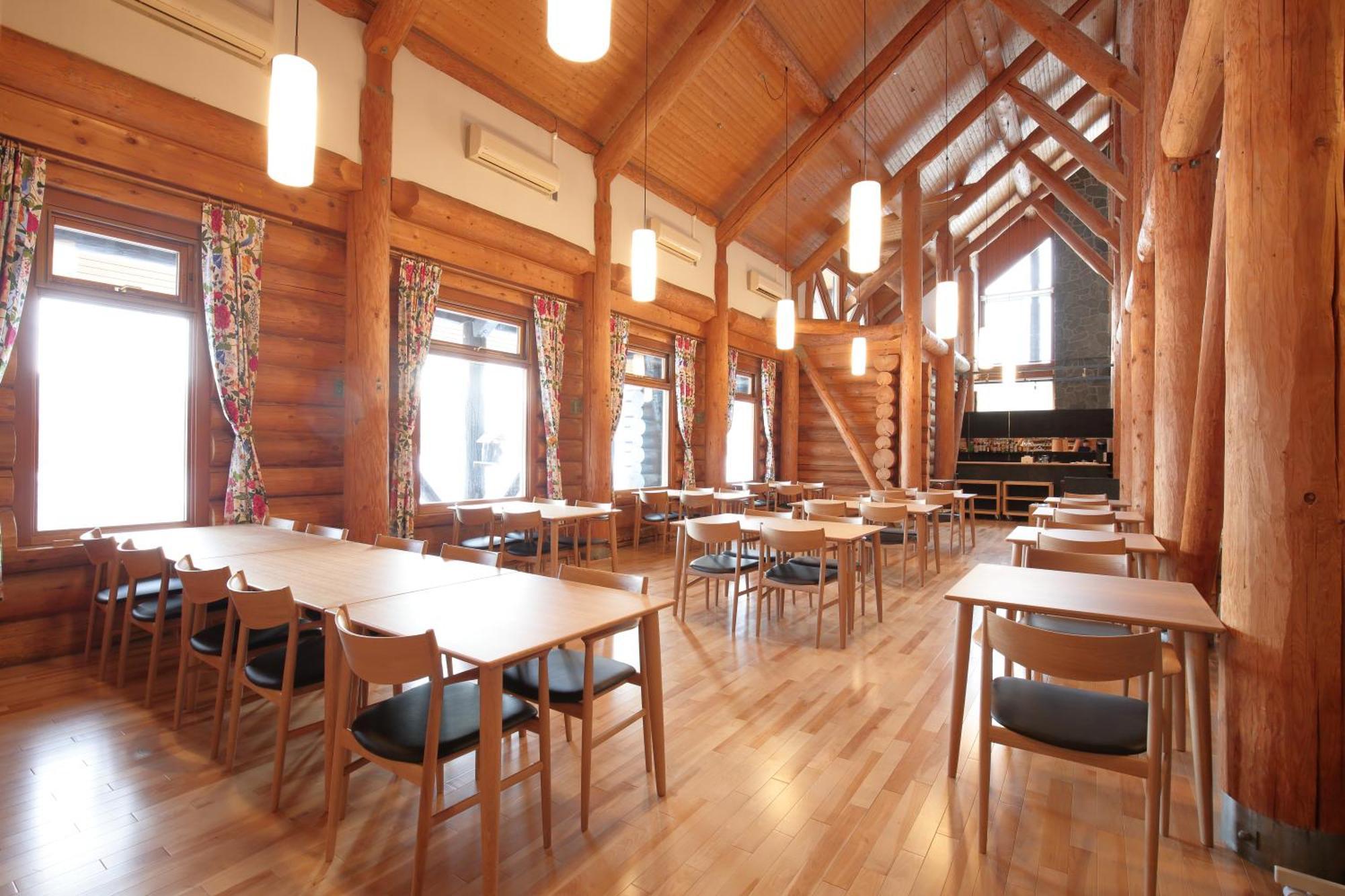 Log Hotel The Maple Lodge Iwamizawa Экстерьер фото
