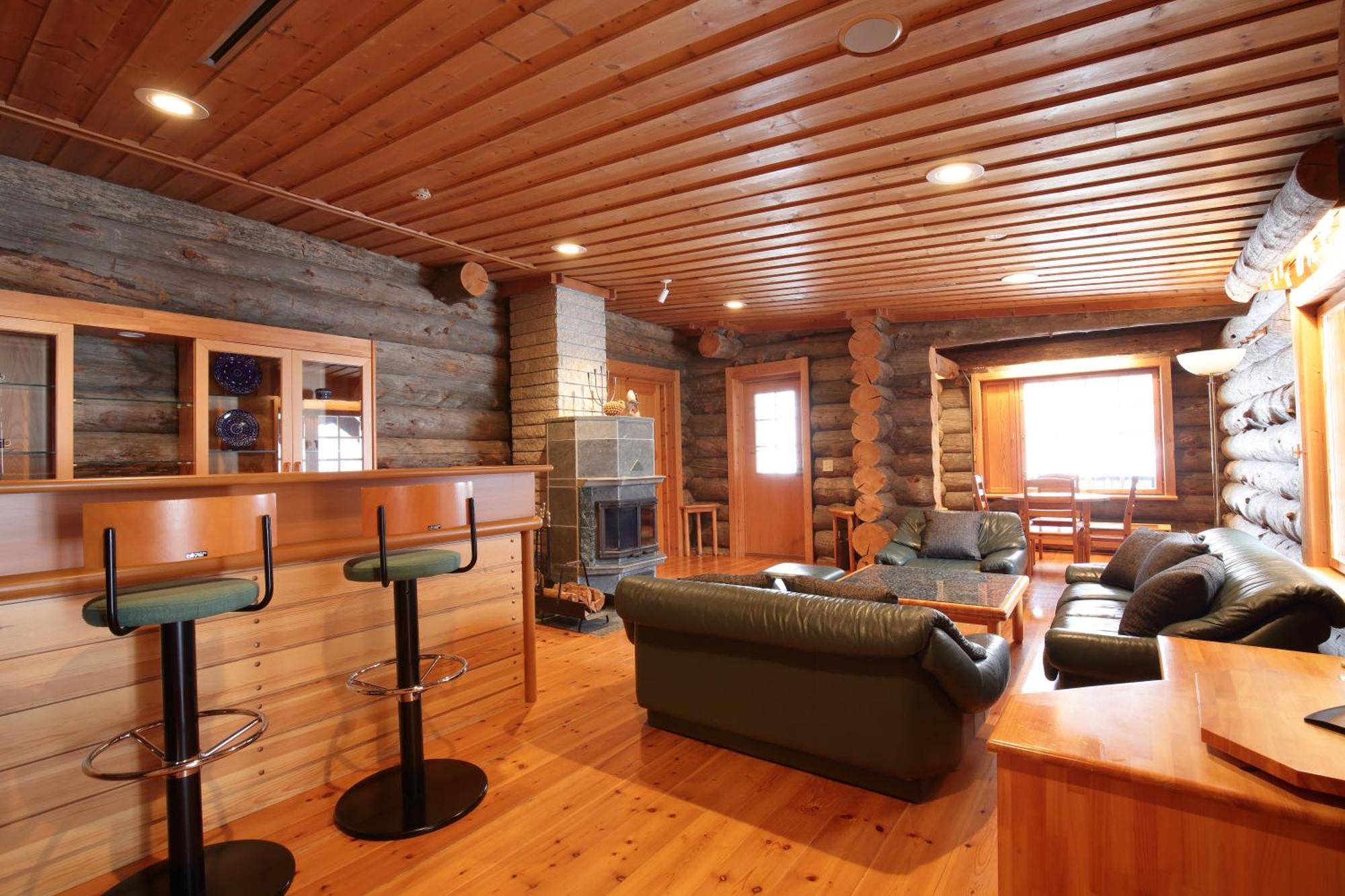 Log Hotel The Maple Lodge Iwamizawa Экстерьер фото