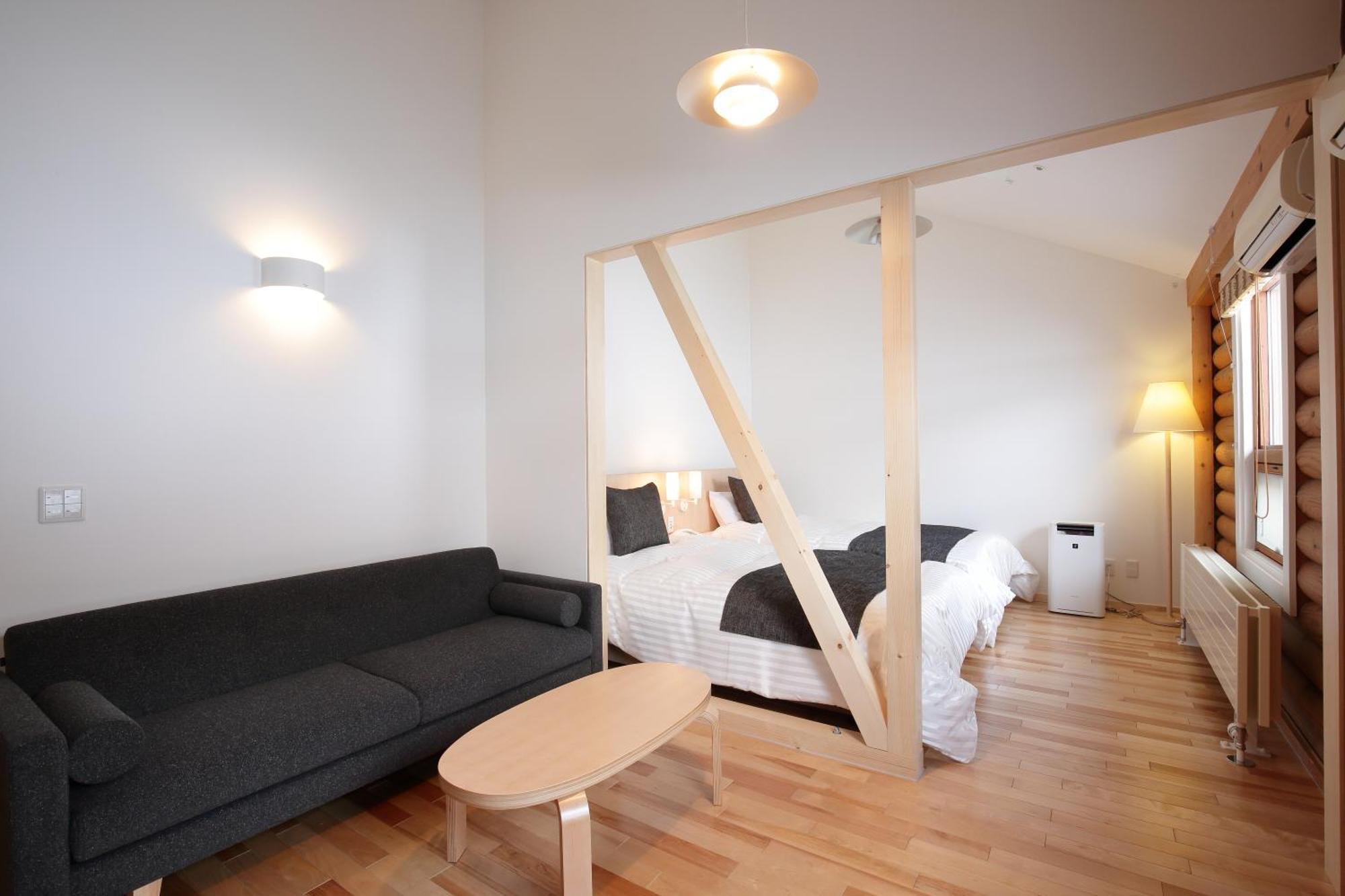 Log Hotel The Maple Lodge Iwamizawa Экстерьер фото