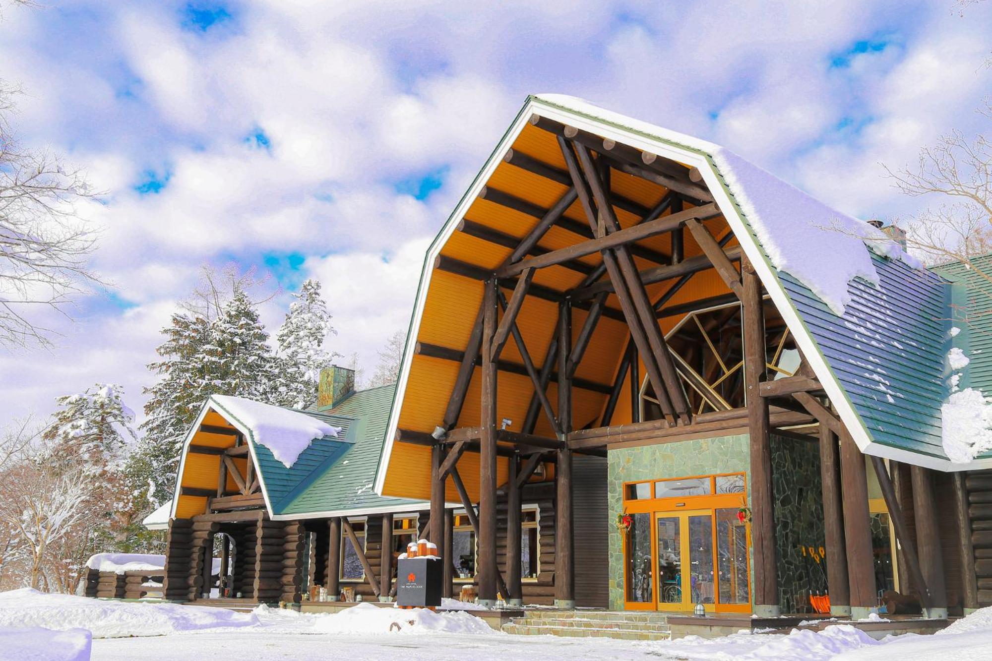 Log Hotel The Maple Lodge Iwamizawa Экстерьер фото